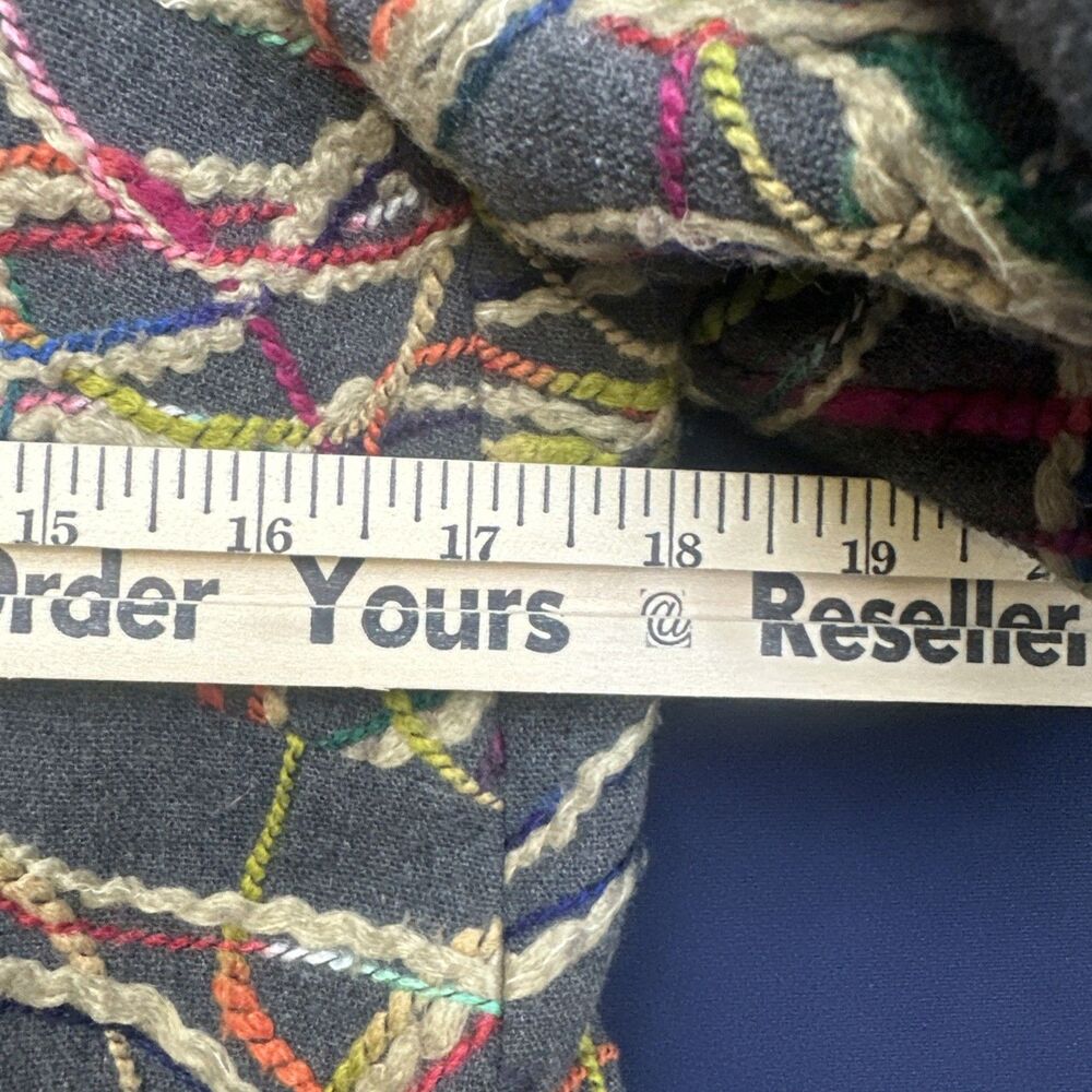 3 Sisters Jacket Small Grey Thread Ribbon design Colorful - Picture 10 of 13